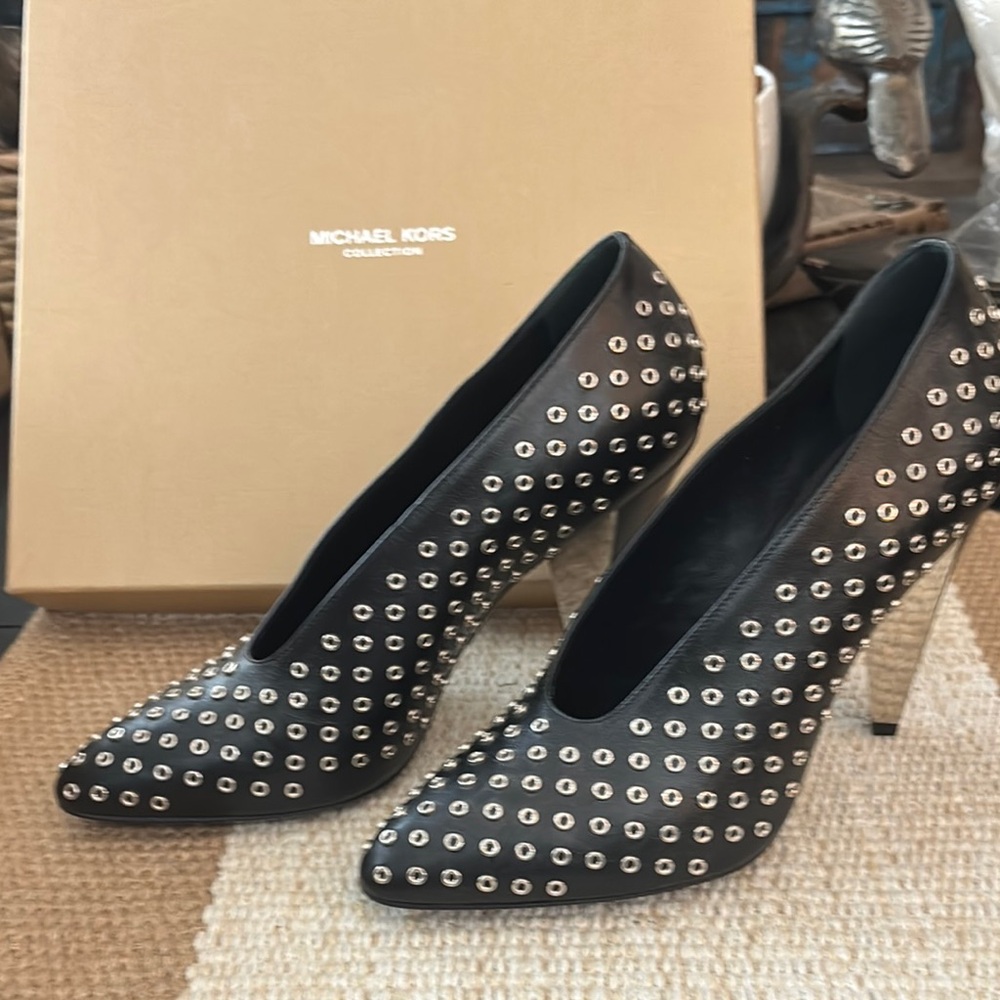 Michael Kors Collection Joanna Runway Black Studded Heels Size 39 EU New in Box!